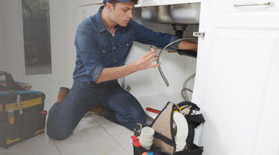 Professional emergency plumbing in Defiance, MO
